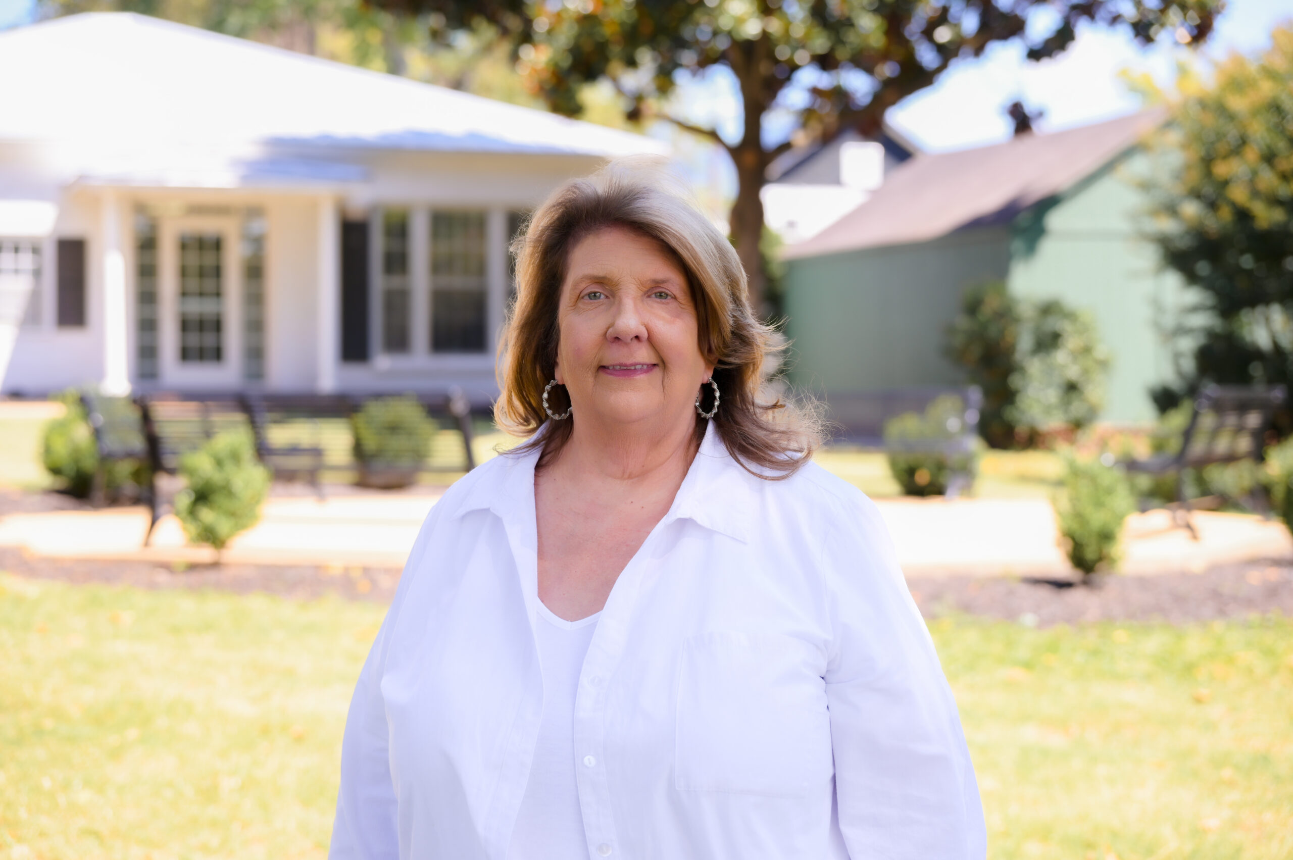 Cindy Young named UT Southern recipient of UT Alumni Association Outstanding Teacher Award