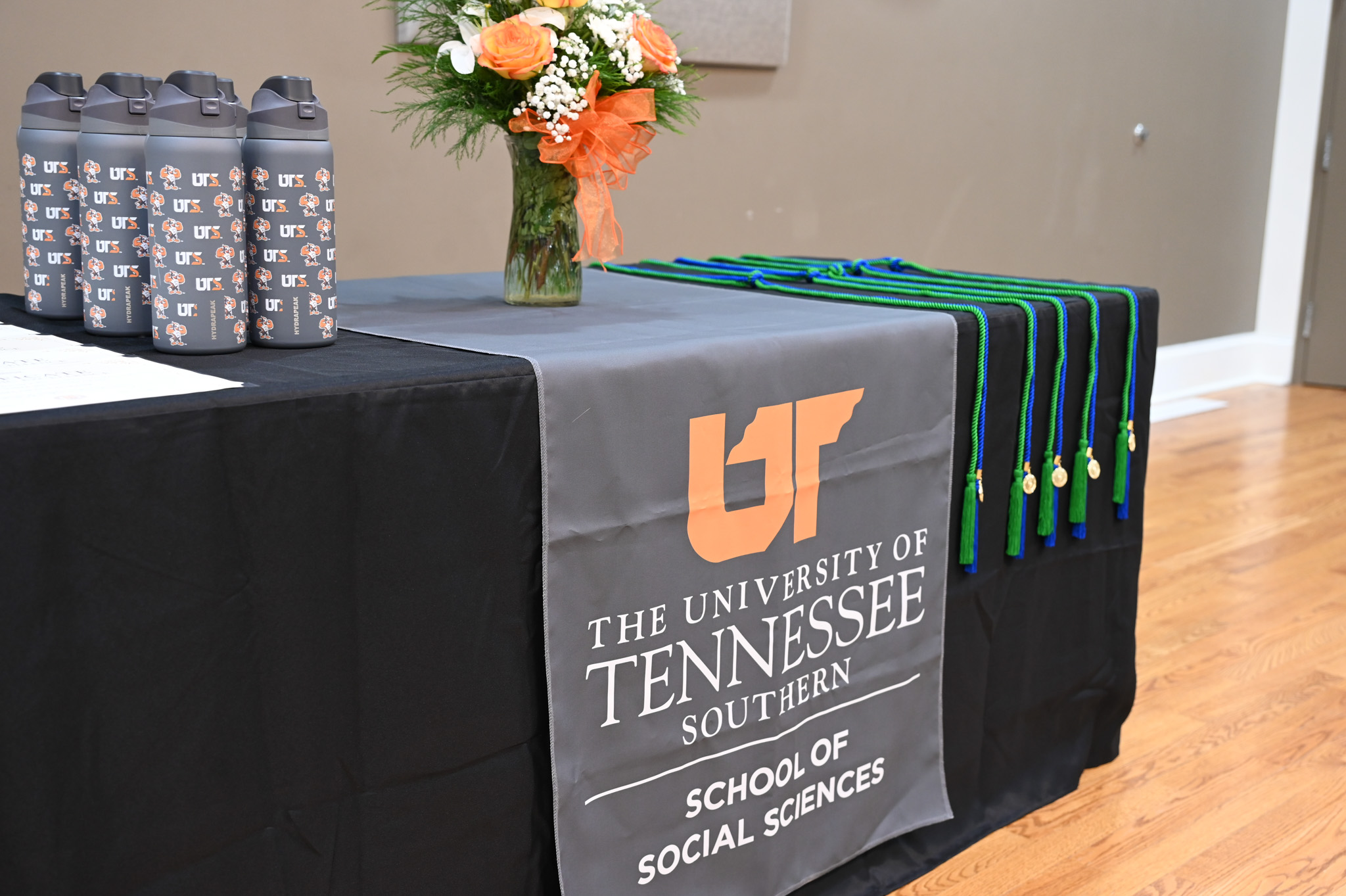 UT Southern School of Social Sciences honors student achievement at Awards Day