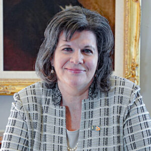 Headshot of UT Southern Chancellor Melinda Arnold